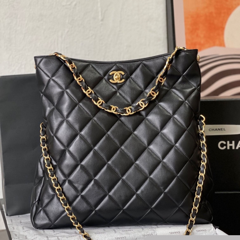 Ch*el shopping bags